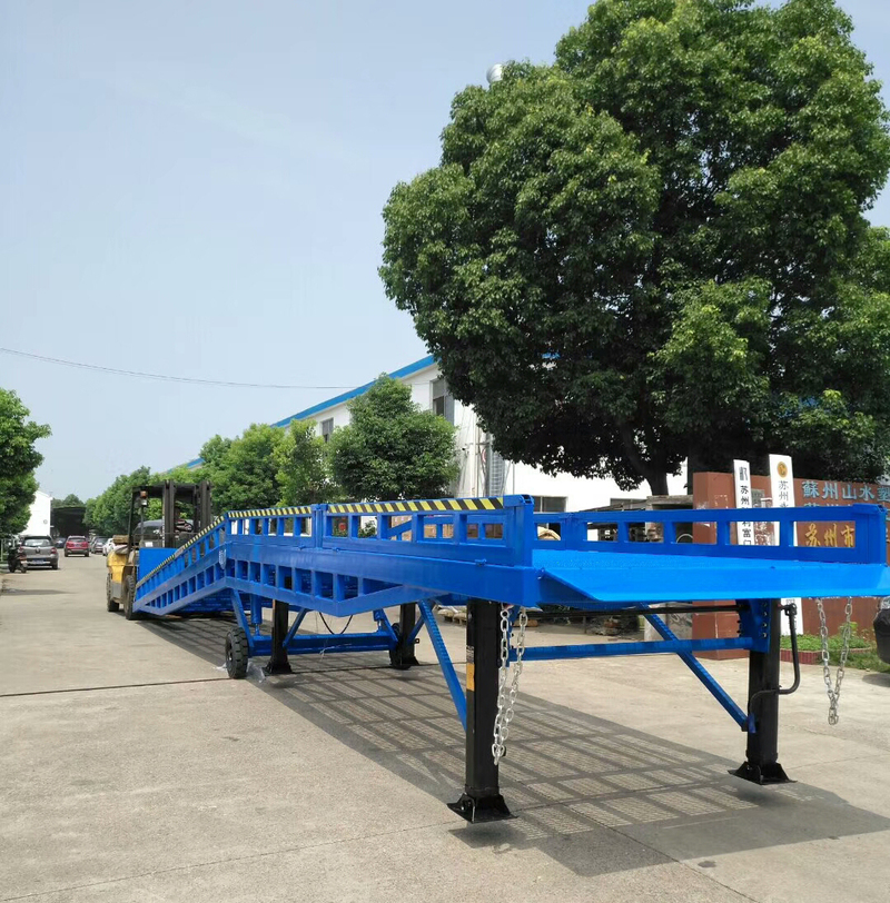 赤峰移动式登车桥